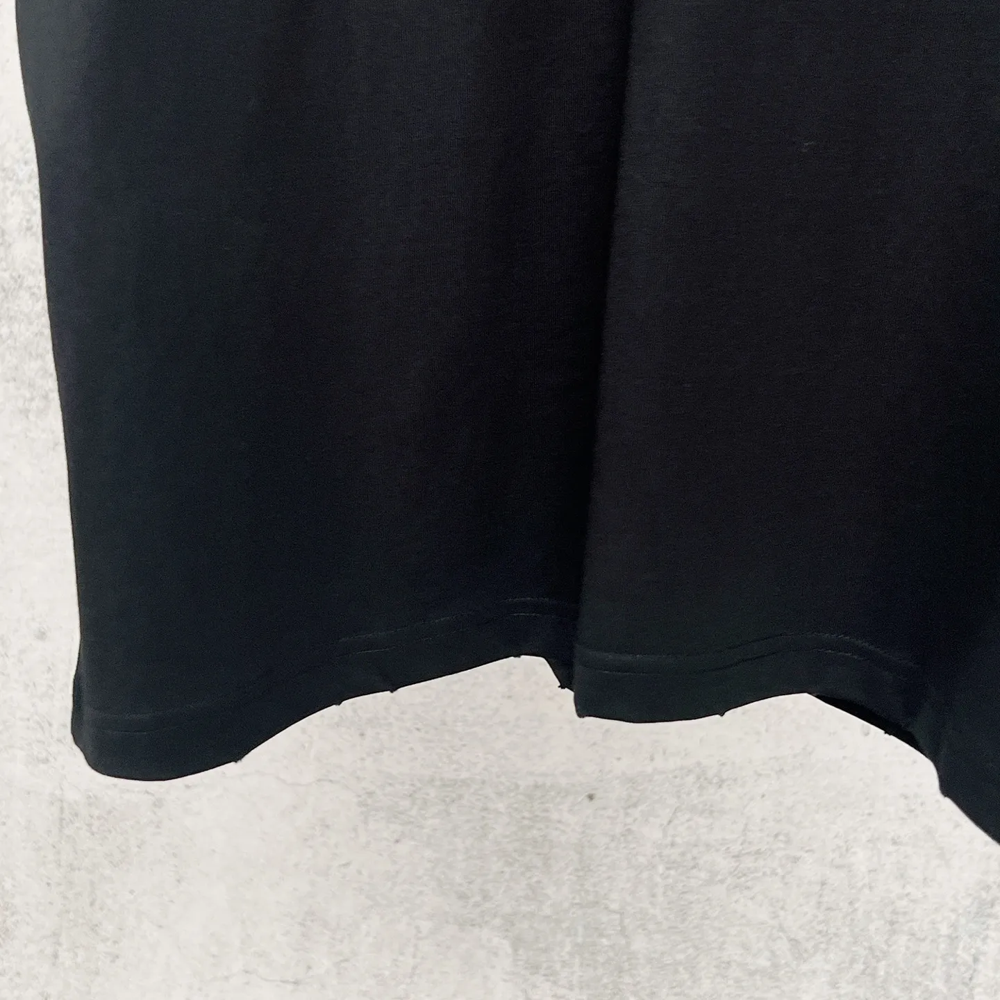 【 . Quality】BALENCI*GA/ .SS 26 New Arrival 。 Balenclag* T 。 . Authentic ， 。 ZP 。 260 ， . ， ， 。 。 ， 。 OS . Same Style ：BL 263778 ：Black，White Size：XS S M L